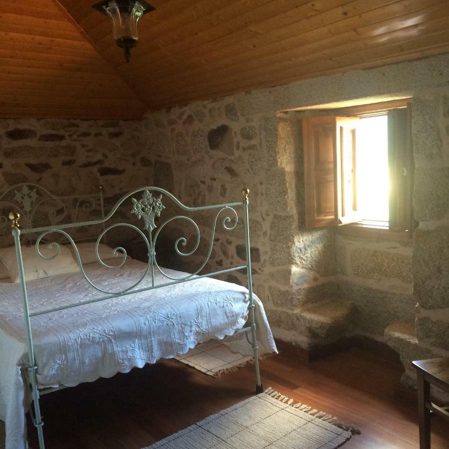 בית הארחה Riba de Mouro 	Refugio Dos Cregos מראה חיצוני תמונה